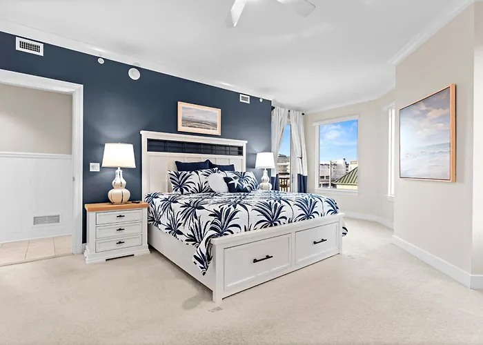 Bright 4br With Huge Balcony, Pools, And Direct Access Holiday home Ocean City