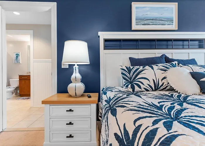 Bright 4br With Huge Balcony, Pools, And Direct Access * Ocean City